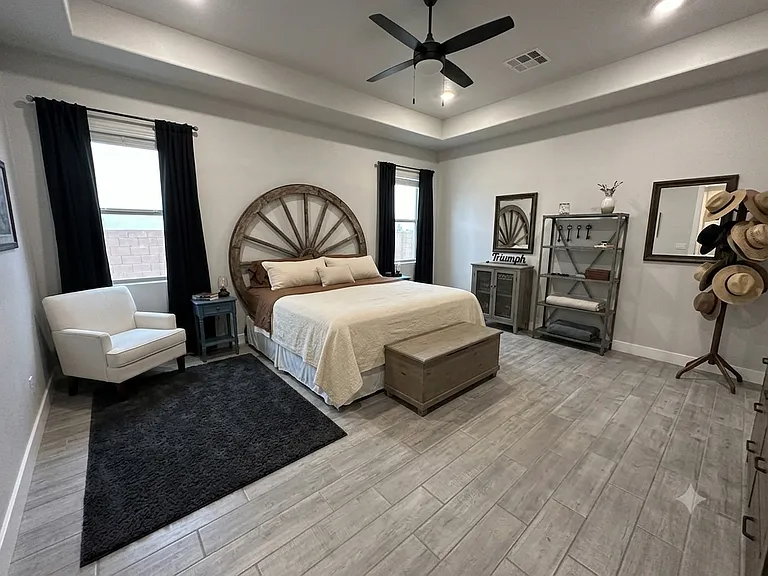 6202 Bayberry Rd — Photo 3