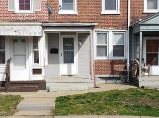 2906 W Octagon Rd, Camden, NJ 08104