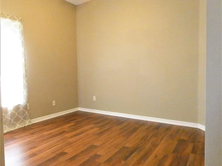 4116 Pacifica Dr — Photo 12