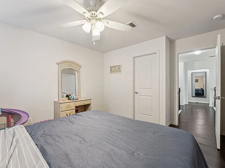 110 Farm House Rd — Photo 34