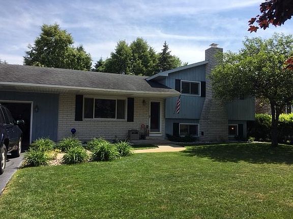 2nd image of 588 Plymouth Dr