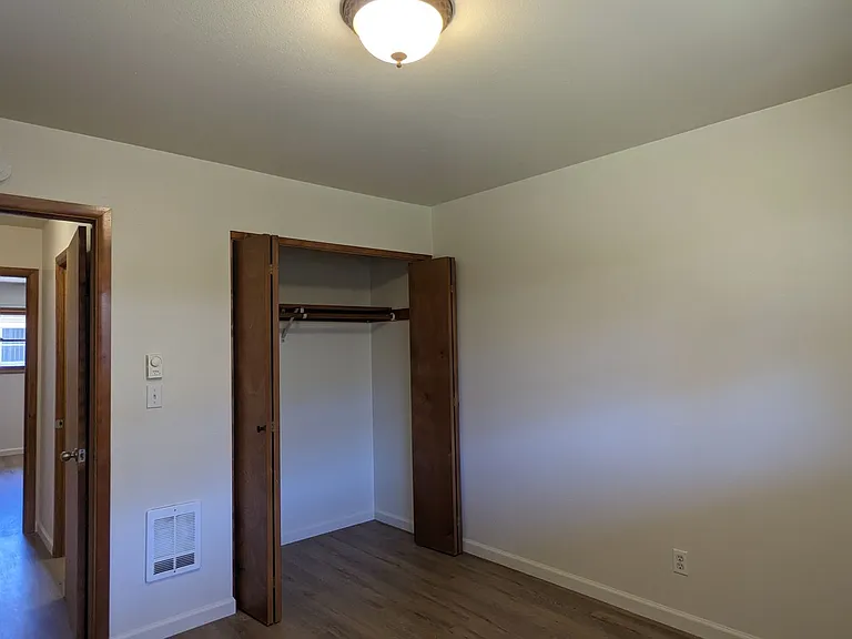 Bel Air Apartments — Photo 58