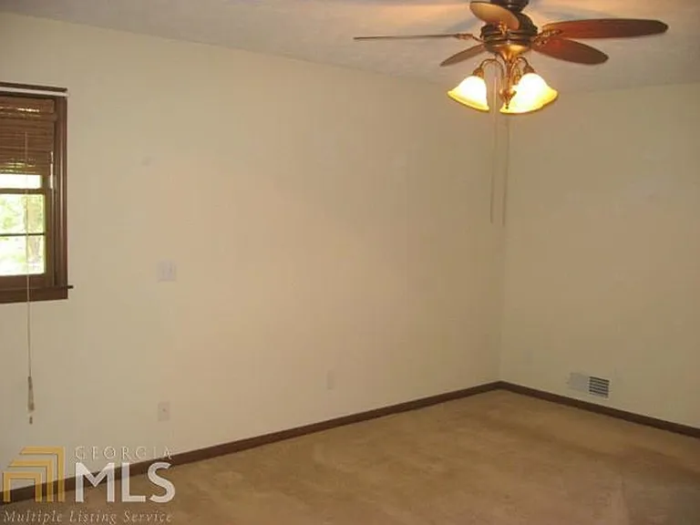 5433 Wydella Rd — Photo 10