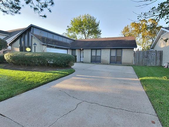 5th image of 21318 Park Brook Dr