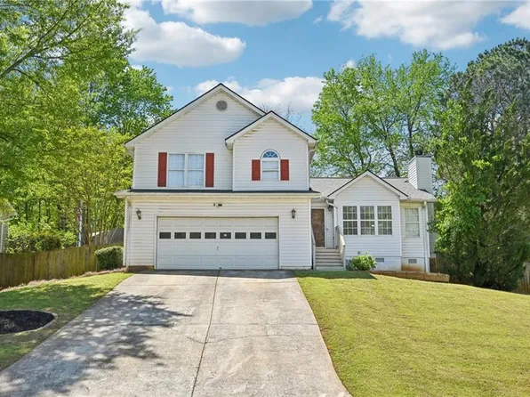 1900 Foster Trace Ct, Lawrenceville, GA 30043