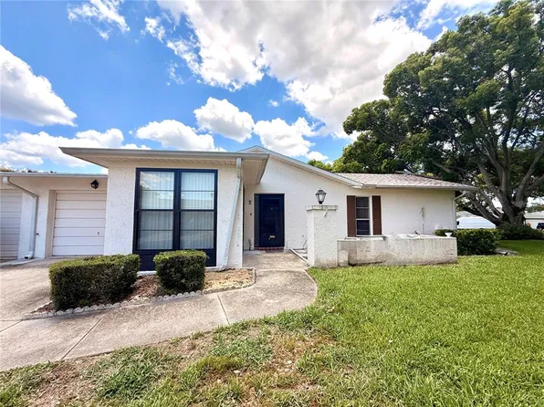 8111 Bugle Ct APT 2, Port Richey, FL 34668