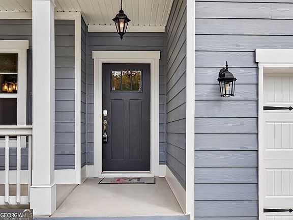 3rd image of 497 Principal Meridian Dr