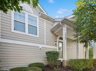 1002 Reserve Dr, Elgin, IL 60124