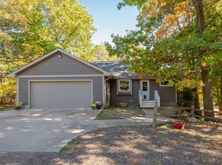 11737 Kingsbury Rd, Delton, MI 49046