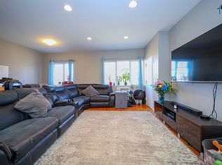 2695 Shell Rd APT 3E, Brooklyn, NY 11223