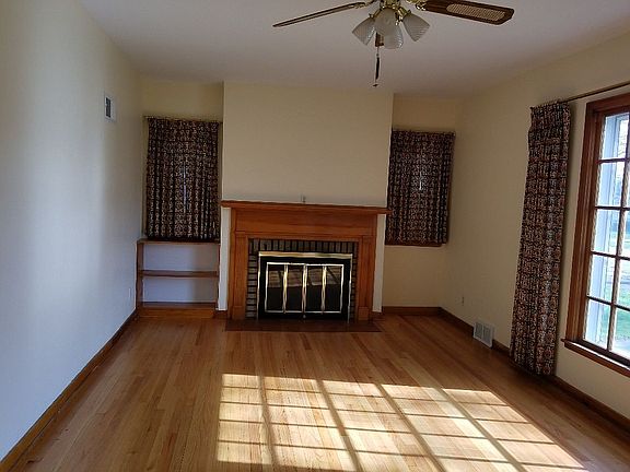 3rd image of 8728 Carolina Ave