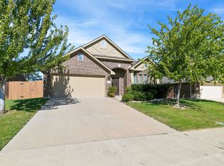 1109 Abbey Ln, Midlothian, TX 76065