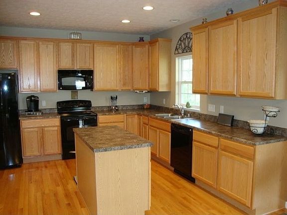 5th image of 556 Panzeretta Dr