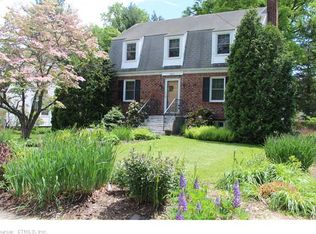 1821 Asylum Ave, West Hartford, CT 06117