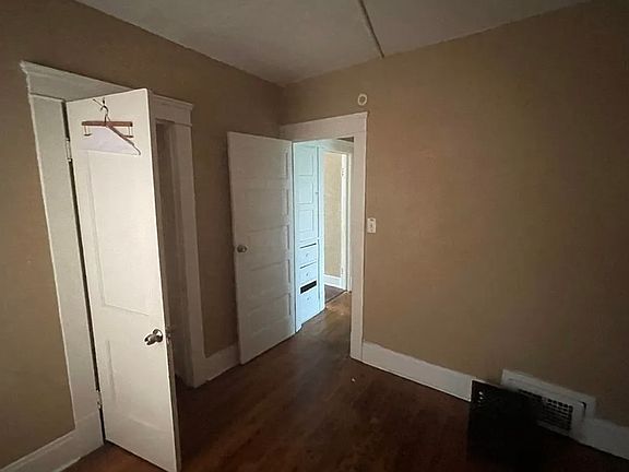 4th image of 12802 Gruss Ave