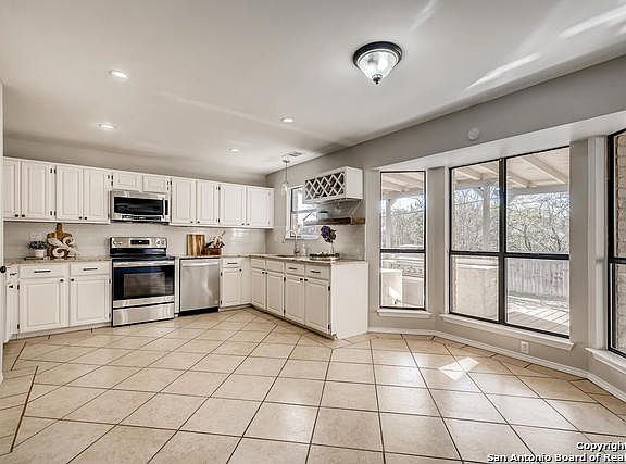 5th image of 21123 Malibu Colony