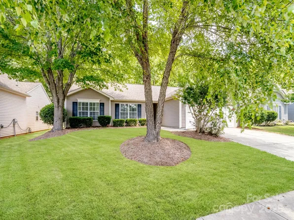 9101 Pembroke Ct, Indian Land, SC 29707