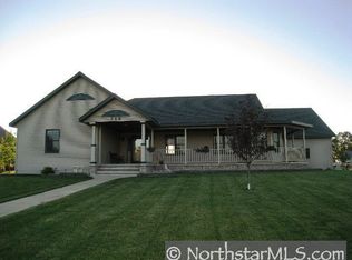 725 Eagle Dr, Melrose, MN 56352