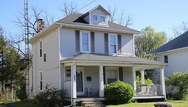 1st image of 102 E Cassilly St