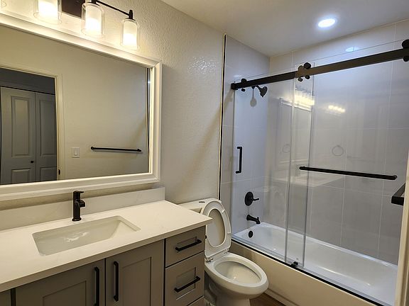 2nd image of 10331 Lockwood Dr #B