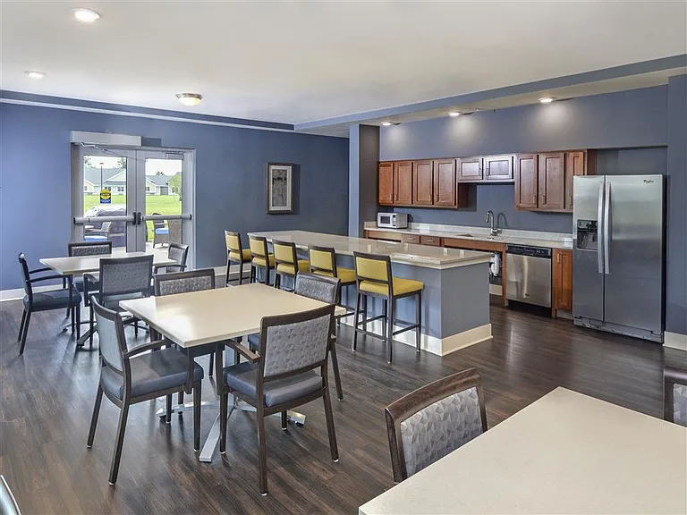 Senior Homes of Findlay — Photo 8