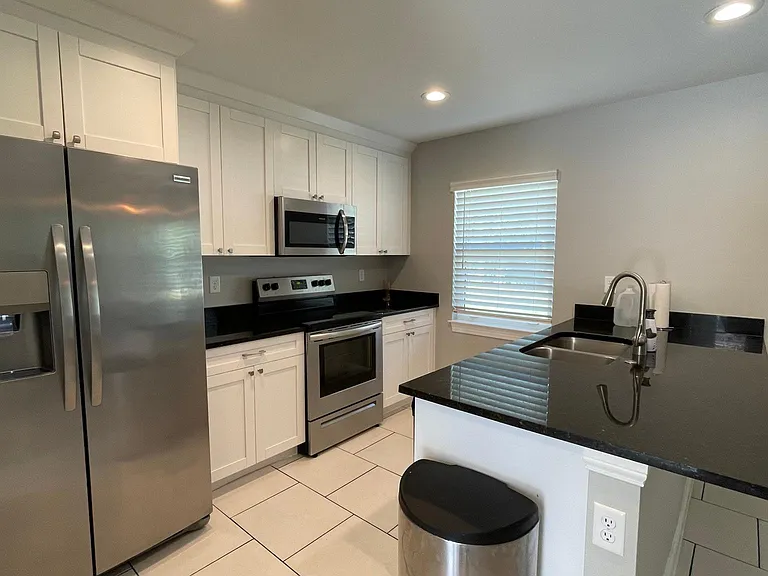 1231 Atwater Dr — Photo 4