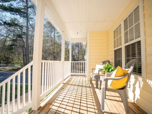 2274 Jolly Rodger Dr, Greenbackville, VA 23356
