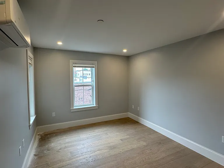 425 Market St #304 — Photo 10