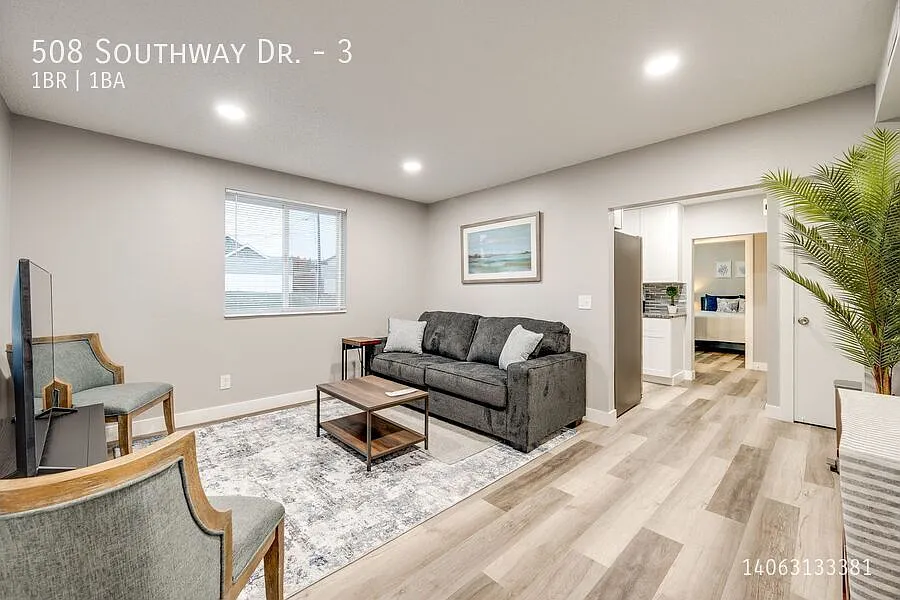 508 Southway Dr #3