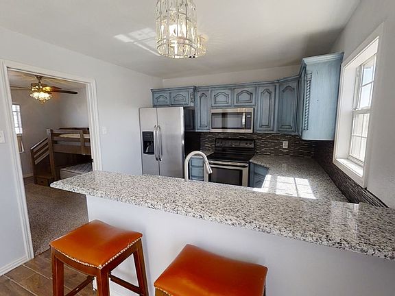 2nd image of 1404 NW Avenue A Pl