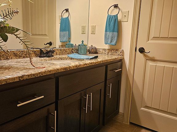 5th image of 8316 Casa Verde Rd #129