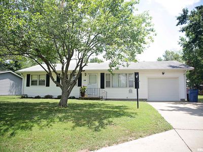 203 Skyline Dr, Marion, IL, 62959
