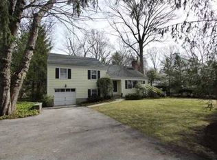 25 Druid Ln, Riverside, CT 06878