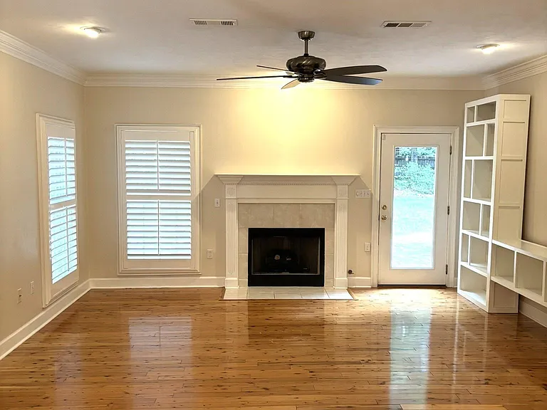 8970 Eagles Ridge Dr — Photo 31