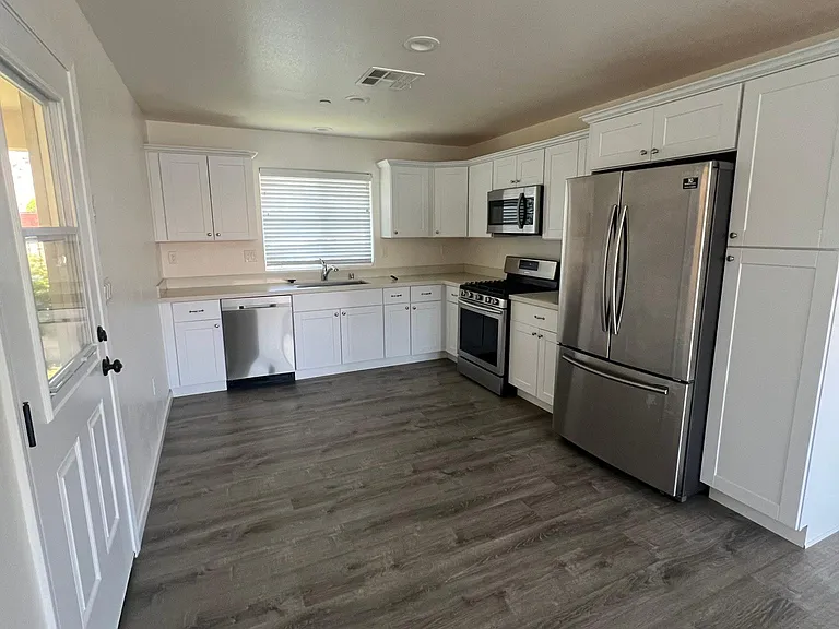 4120 Cactus St #A — Photo 1