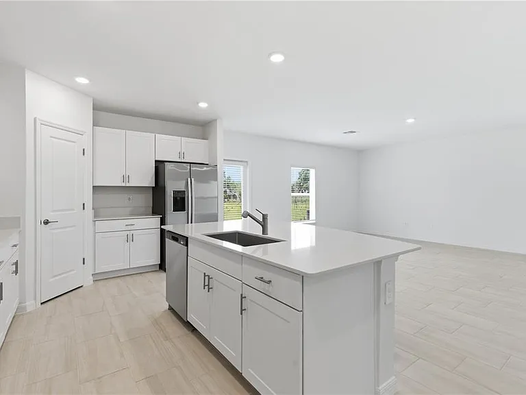 9947 Allendale St — Photo 15