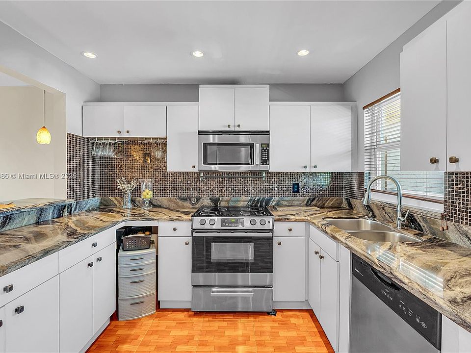1st image of 8950 Sunrise Lakes Blvd APT 311