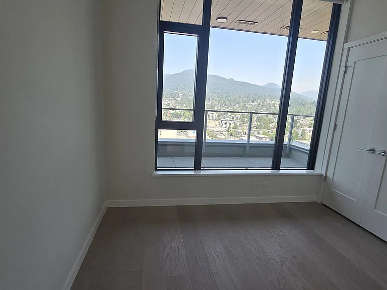 128 W 15th St #2202 — Photo 30
