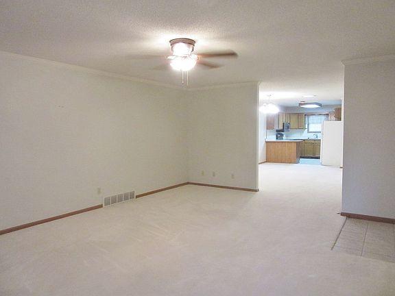 3rd image of 2307 Woodwind Ct