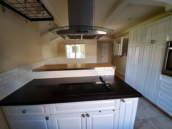 5th image of 13361 Lee Dr