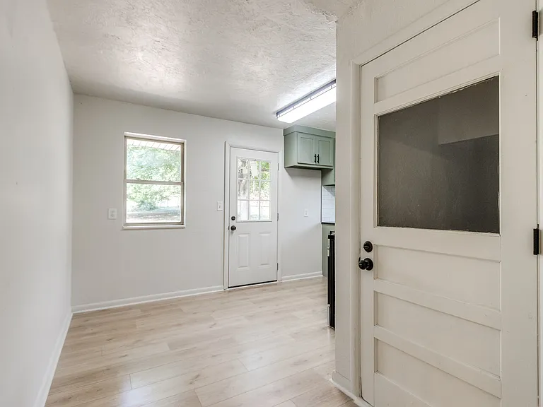 17 Burk Way — Photo 8
