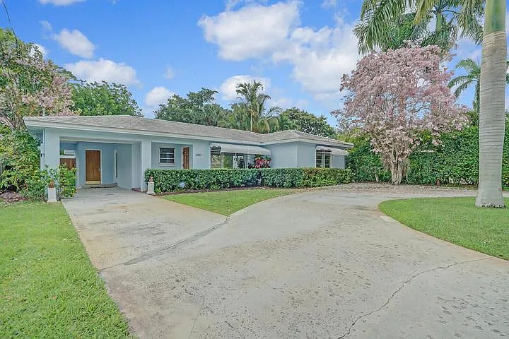 3410 Poinsettia Ave