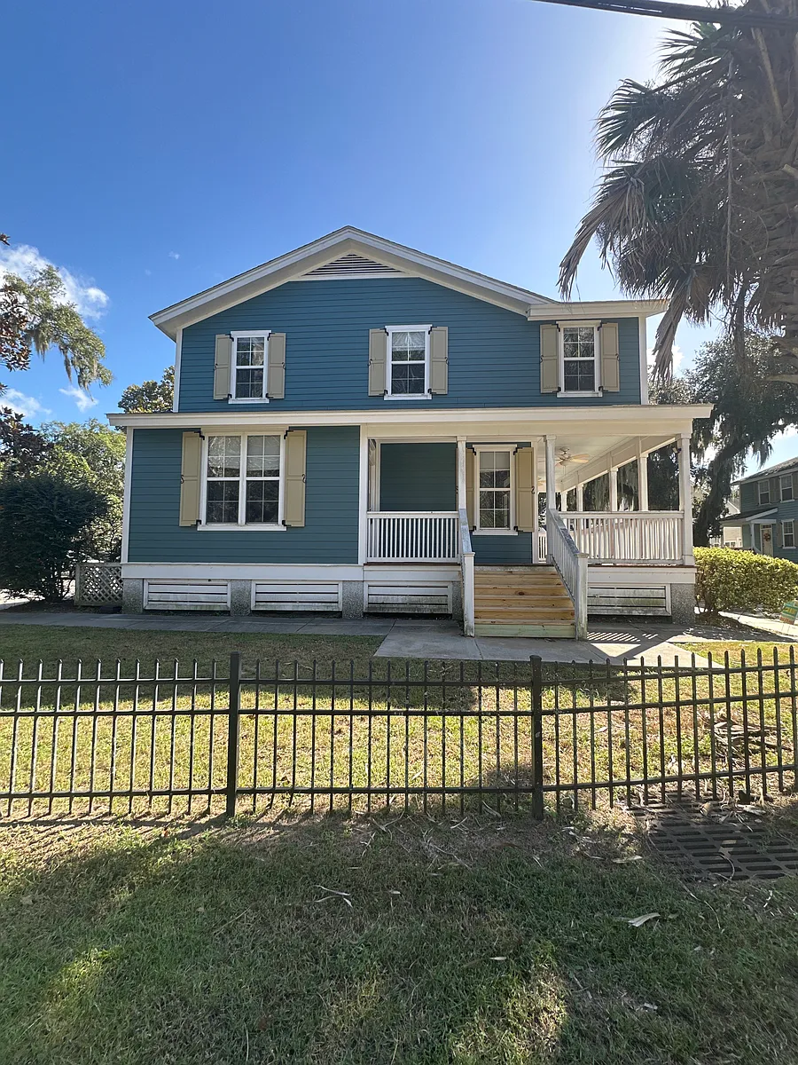 Building Photo - 2210 Waddell Rd