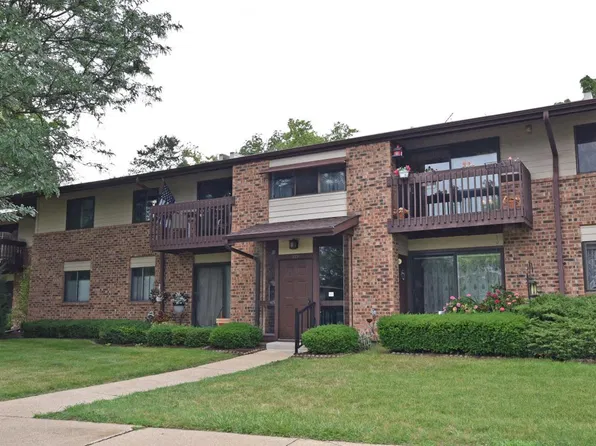 333 Park Hill DRIVE #H, Pewaukee, WI 53072