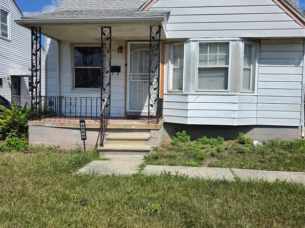 16219 Fairmount Dr, Detroit, MI 48205