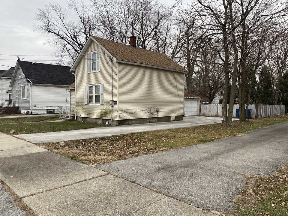 2nd image of 455 E 158th St