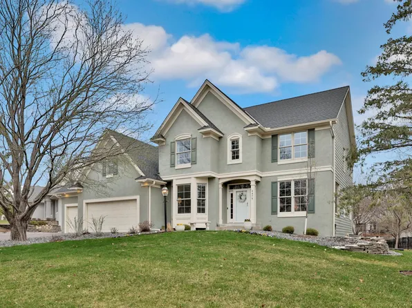 2479 Hidden Lake Dr, Woodbury, MN 55125