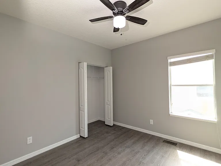 2281 Betsy Ross Ln — Photo 14