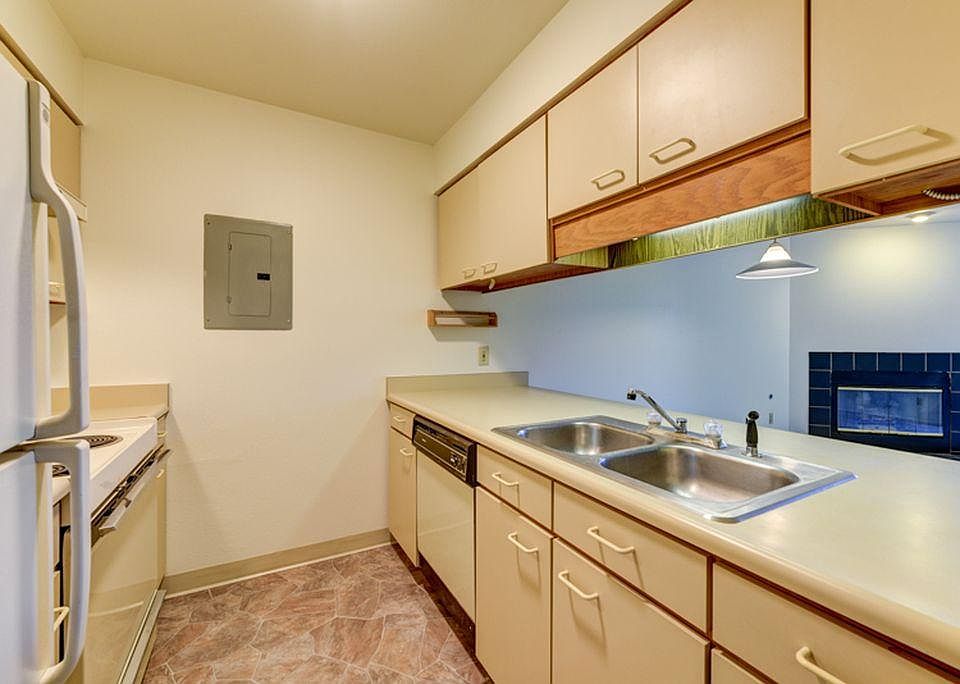 Kitchen it has updated stainless steel appliances not shown in picture
