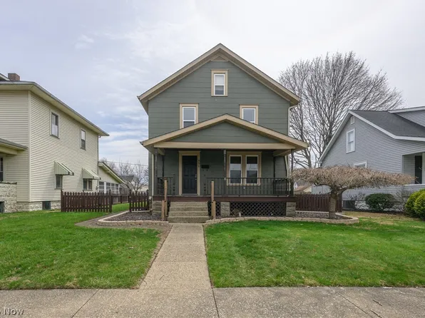 856 Baker Ave NW, New Philadelphia, OH 44663